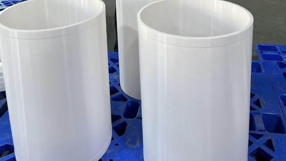 Beyaz Zirkonya Keramik Çubuk 10.3 X 10^-6/K Isı Genişleme 0.3 Poissons oranı Plunger makine için kullanılır