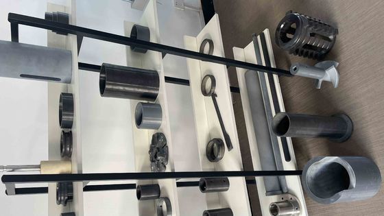 3.2 G/Cm3 yoğunluk SI3N4 Seramik top Yüksek sıkıştırma dayanıklılığı 3800 MPa