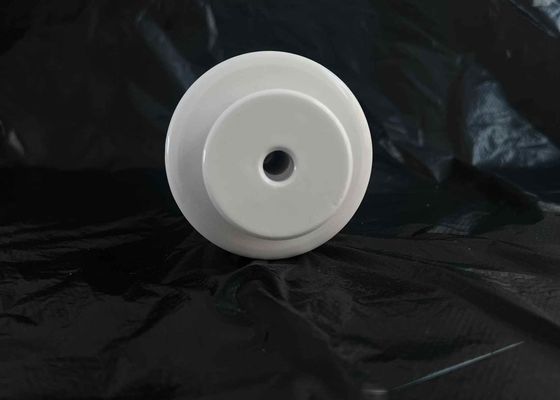 9.6 Dielektrik Sabit Al2O3 9 Mohs Sertliği 25 W/m·K ısı iletkenliği ile seramik