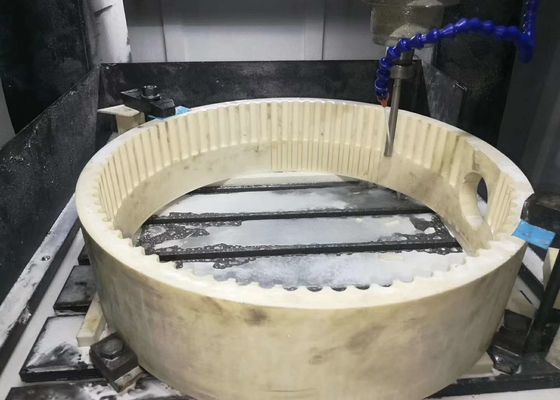 Yüksek basınç dayanıklılığı 3000 MPa'ya kadar 9 Mohs sertliğiyle alümina oksit seramik