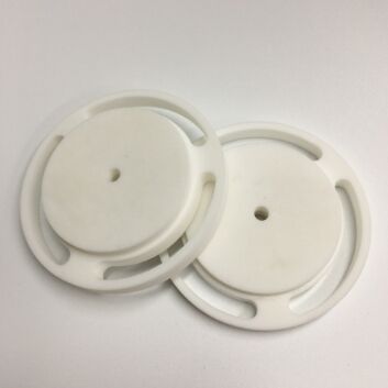 İşleme Gücü Standart Aletlerle İşlenebilir Yüksek işleme hassasiyeti ile Macor Keramik Boyut Toleransı 0001mm Ve Termal Genişleme katsayısı 72 X 107 C